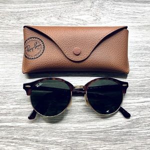 **SOLD** RayBan Sunglasses - RB 4246